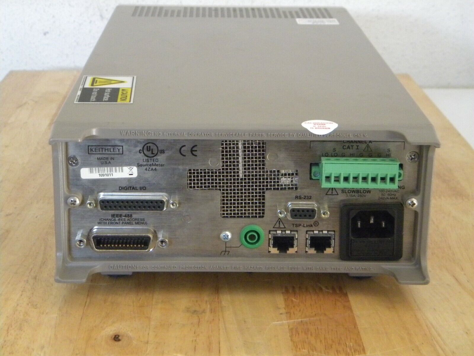 Keithley 2601 Single Channel System SourceMeter (3A DC, 10A Pulse) ISO17025 Keithley 2601 Single Channel System SourceMeter (3A DC, 10A Pulse) ISO17025